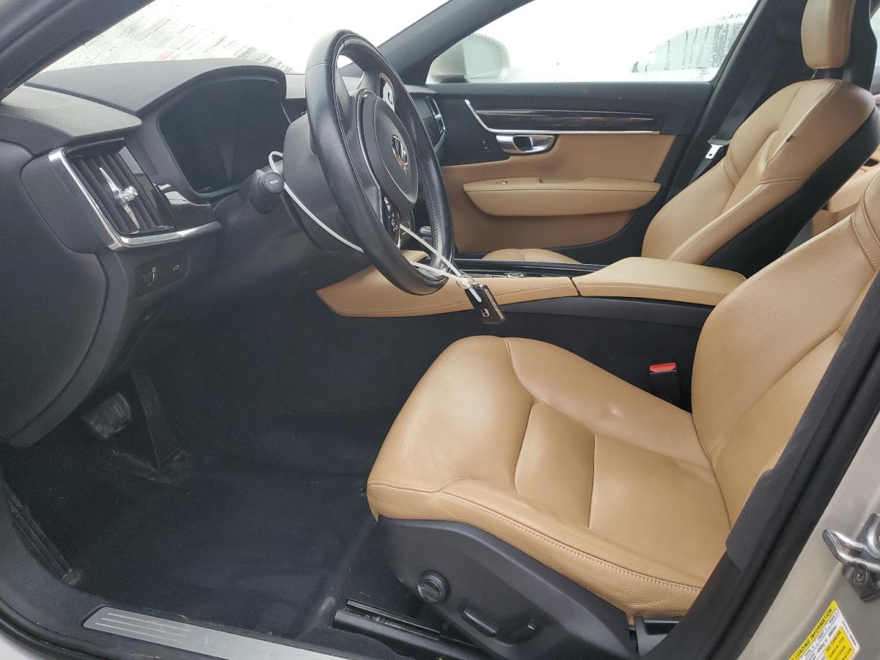 2018 Volvo S90 T5 Momentum VIN: LVY982MK6JP034808 Lot: 82296195