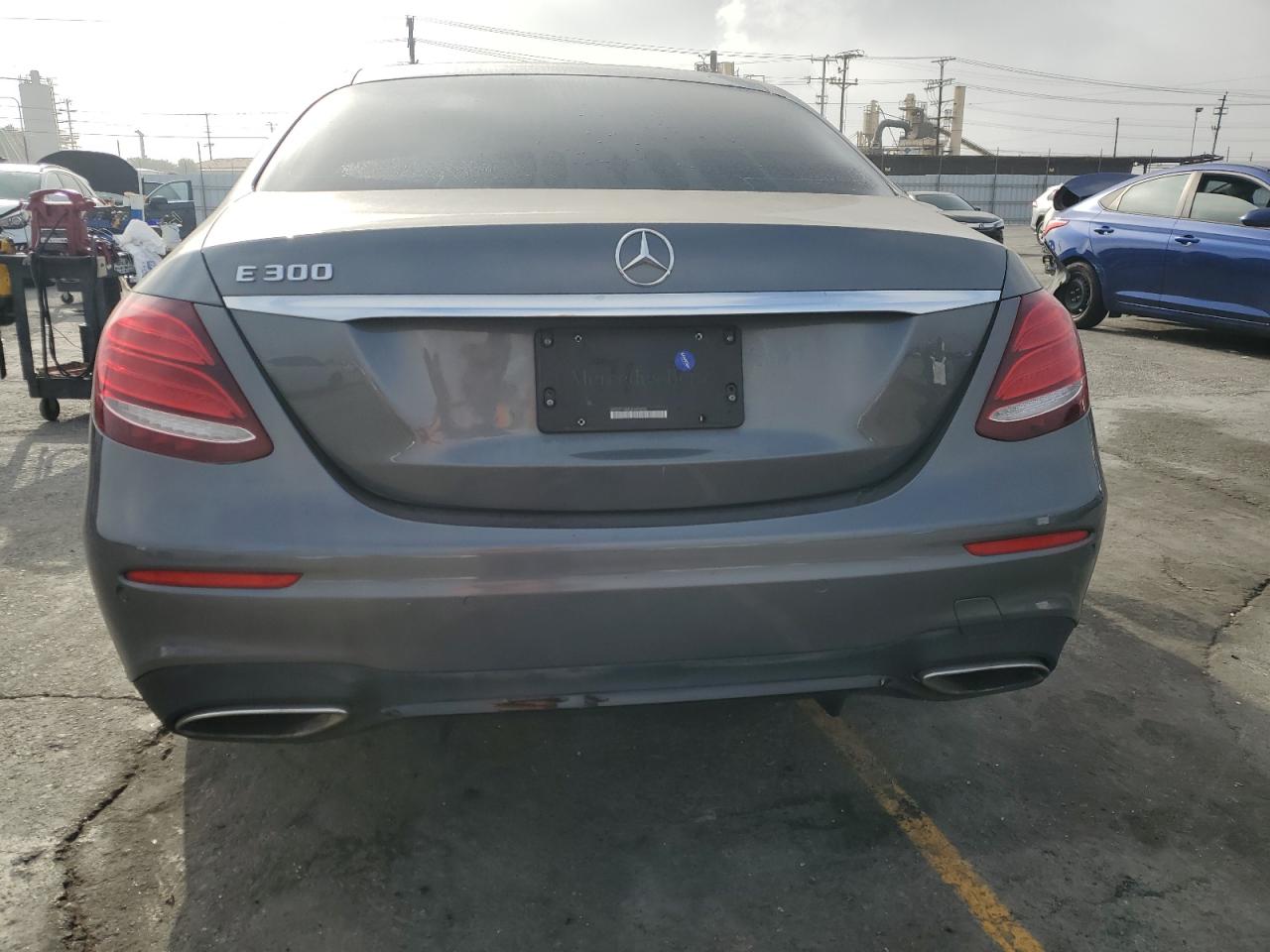 2018 Mercedes-Benz E 300 VIN: WDDZF4JB8JA465656 Lot: 82777935