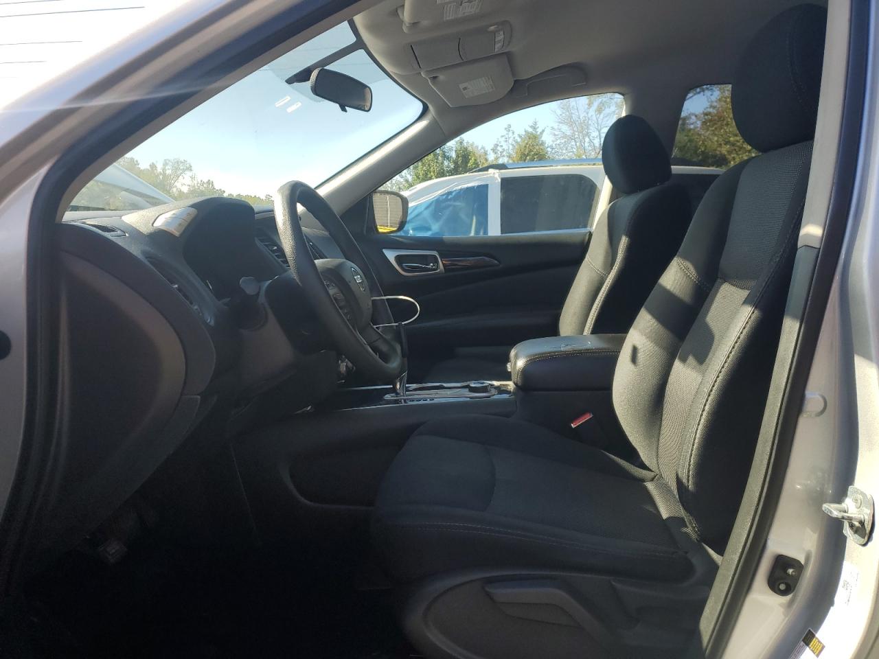 2019 Nissan Pathfinder S VIN: 5N1DR2MM5KC590161 Lot: 86236235