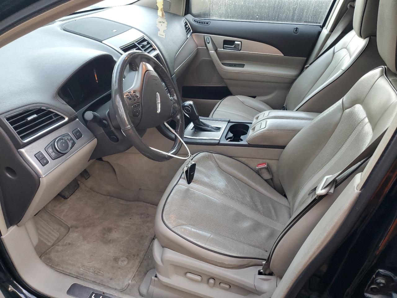 2011 Lincoln Mkx VIN: 2LMDJ8JKXBBJ17924 Lot: 85862295