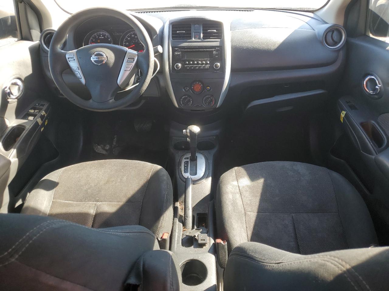 2015 Nissan Versa S VIN: 3N1CN7AP7FL831593 Lot: 82429065
