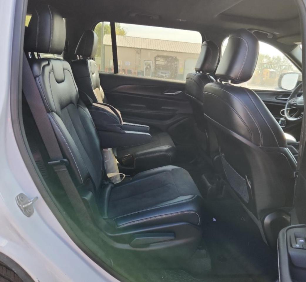 2023 Jeep Grand Cherokee L Laredo VIN: 1C4RJKAG7P8832071 Lot: 81942595