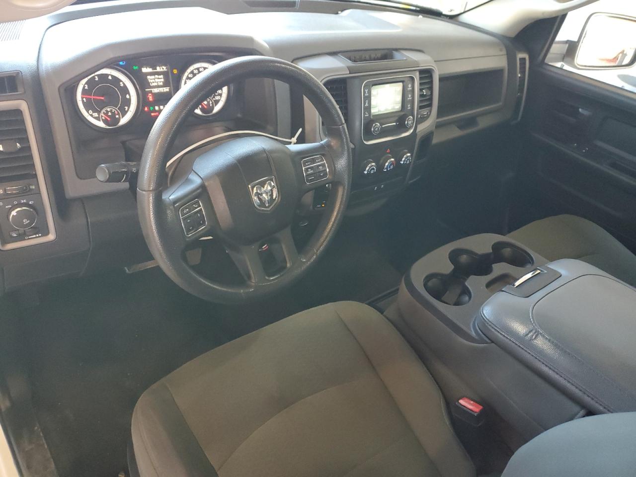 2015 Ram 1500 St VIN: 1C6RR7KT7FS647335 Lot: 85763605