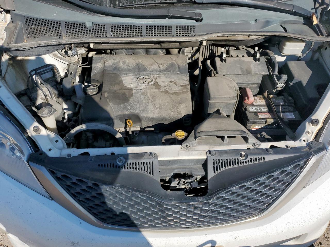 2011 Toyota Sienna Sport VIN: 5TDXK3DC3BS035520 Lot: 85161585