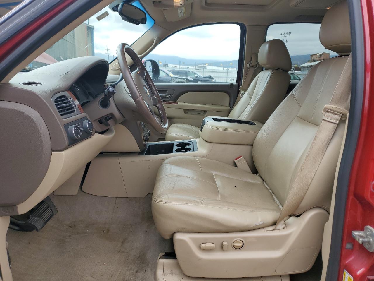 2013 Chevrolet Suburban K1500 Lt VIN: 1GNSKJE77DR221506 Lot: 82309425