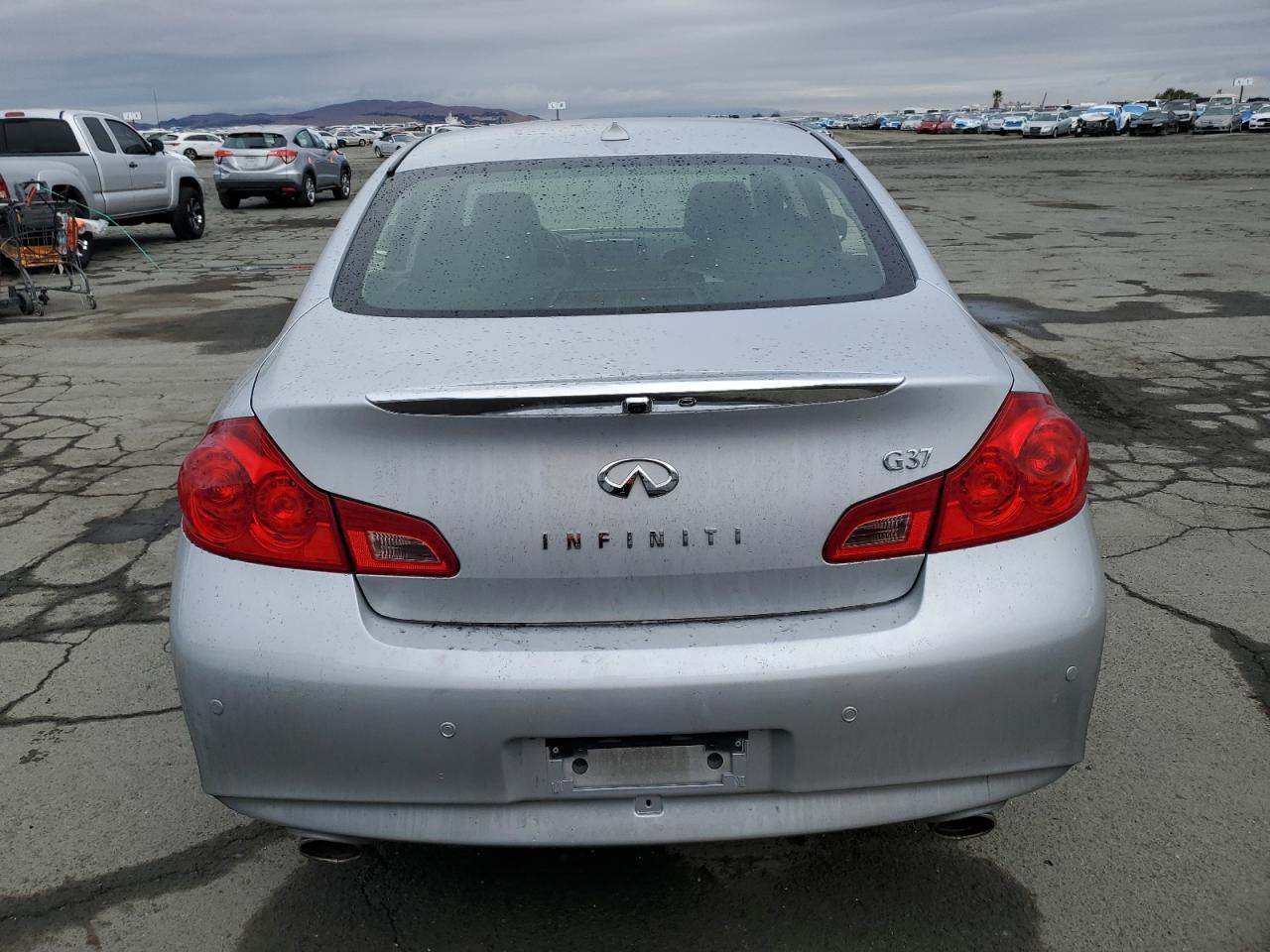 2013 Infiniti G37 Base VIN: JN1CV6AP4DM304379 Lot: 84883855