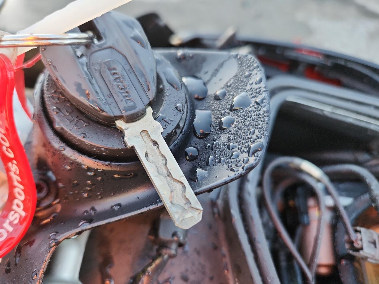 2017 Ducati Superbike 1299 Panigale VIN: ZDM14BYWXHB008821 Lot: 90837555