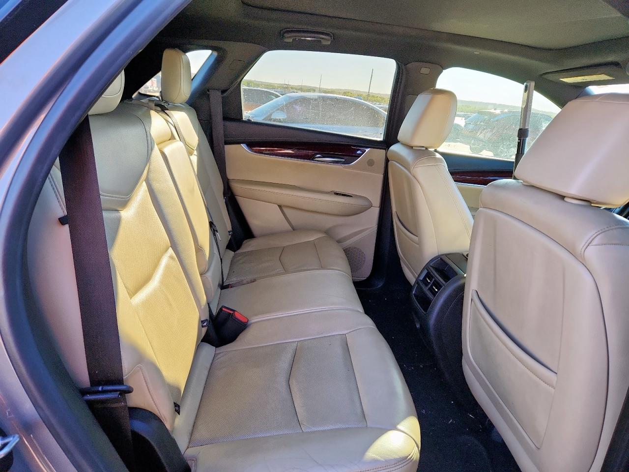 2018 Cadillac Xt5 Luxury VIN: 1GYKNCRS8JZ231347 Lot: 90545225