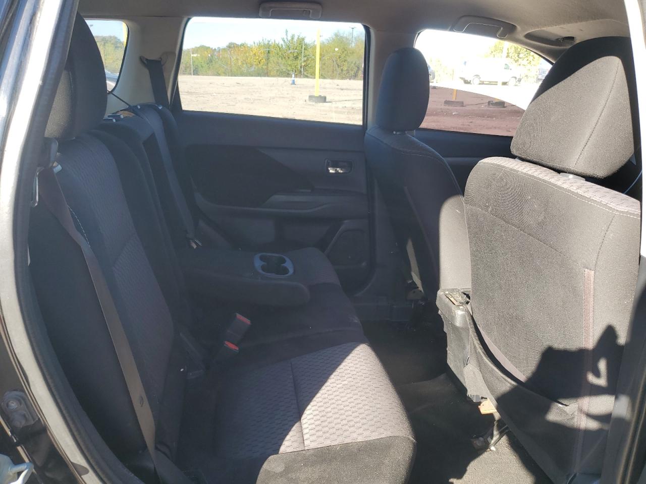 2015 Mitsubishi Outlander Es VIN: JA4AD2A35FZ002760 Lot: 87425355