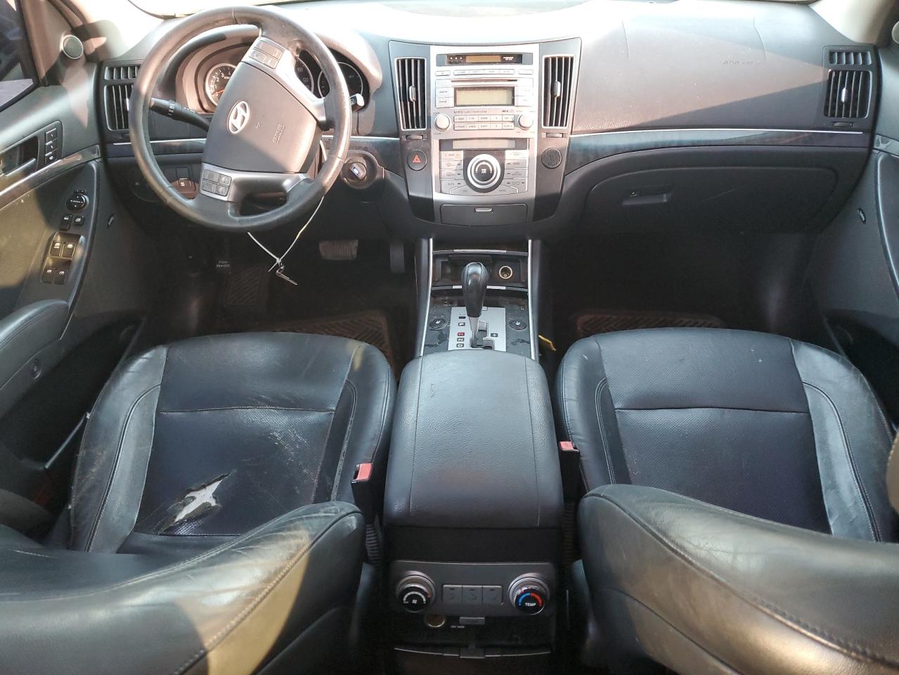 2010 Hyundai Veracruz Gls VIN: KM8NU4CC2AU135168 Lot: 82420475