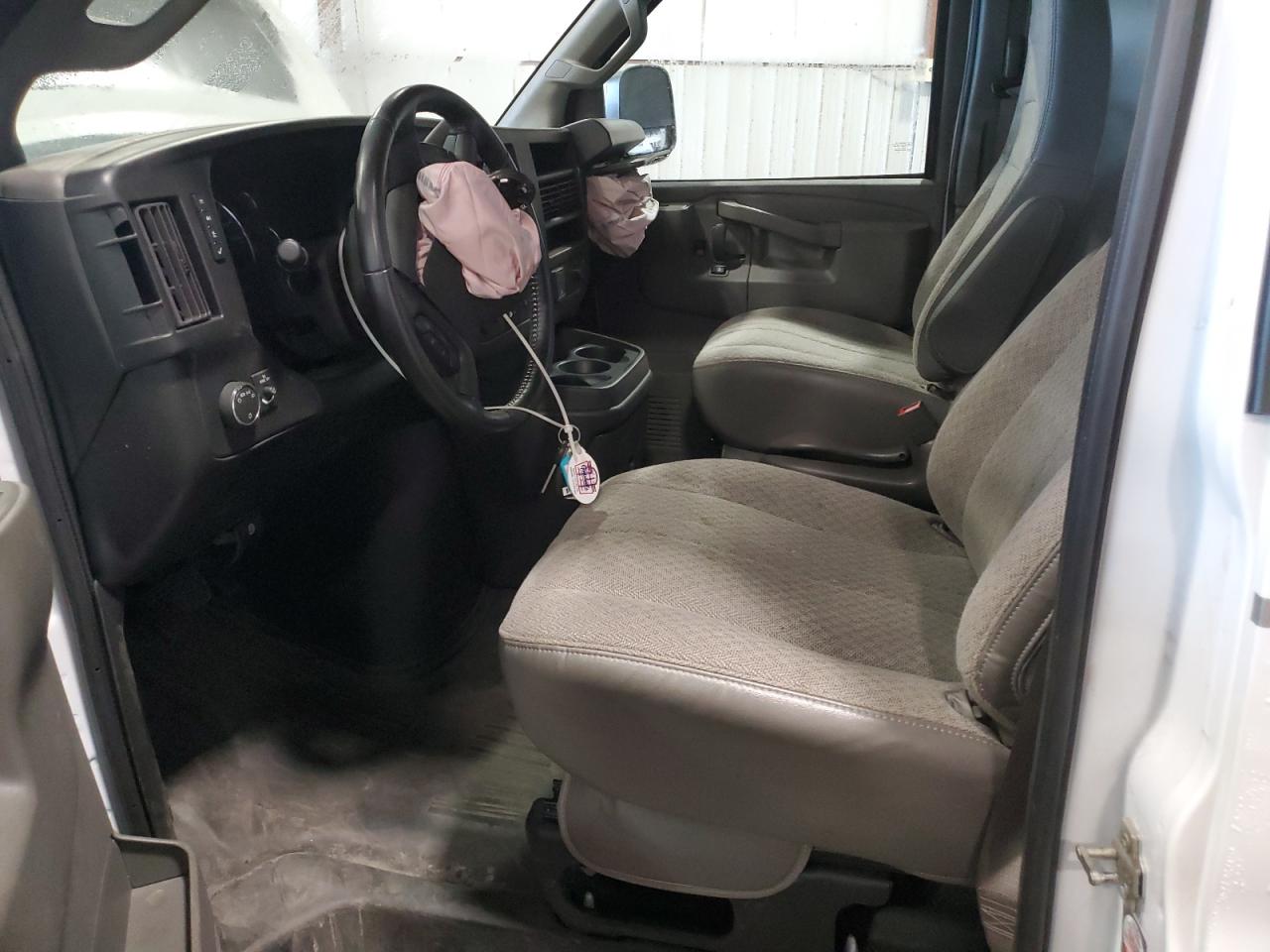 2023 GMC Savana G2500 VIN: 1GTW7AFP7P1144178 Lot: 85686565