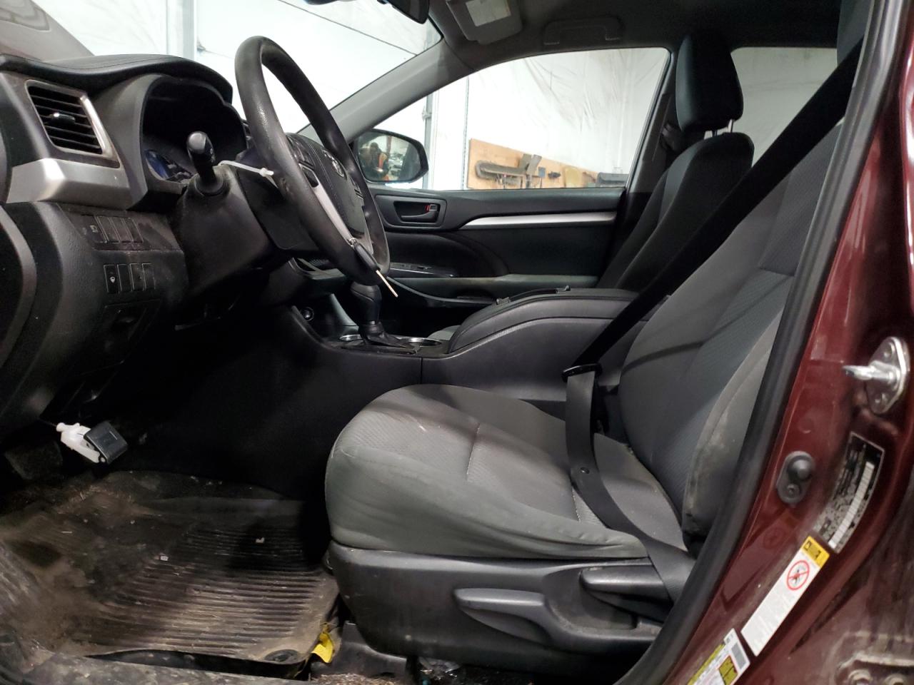 2019 Toyota Highlander Le VIN: 5TDBZRFH5KS958339 Lot: 90038945