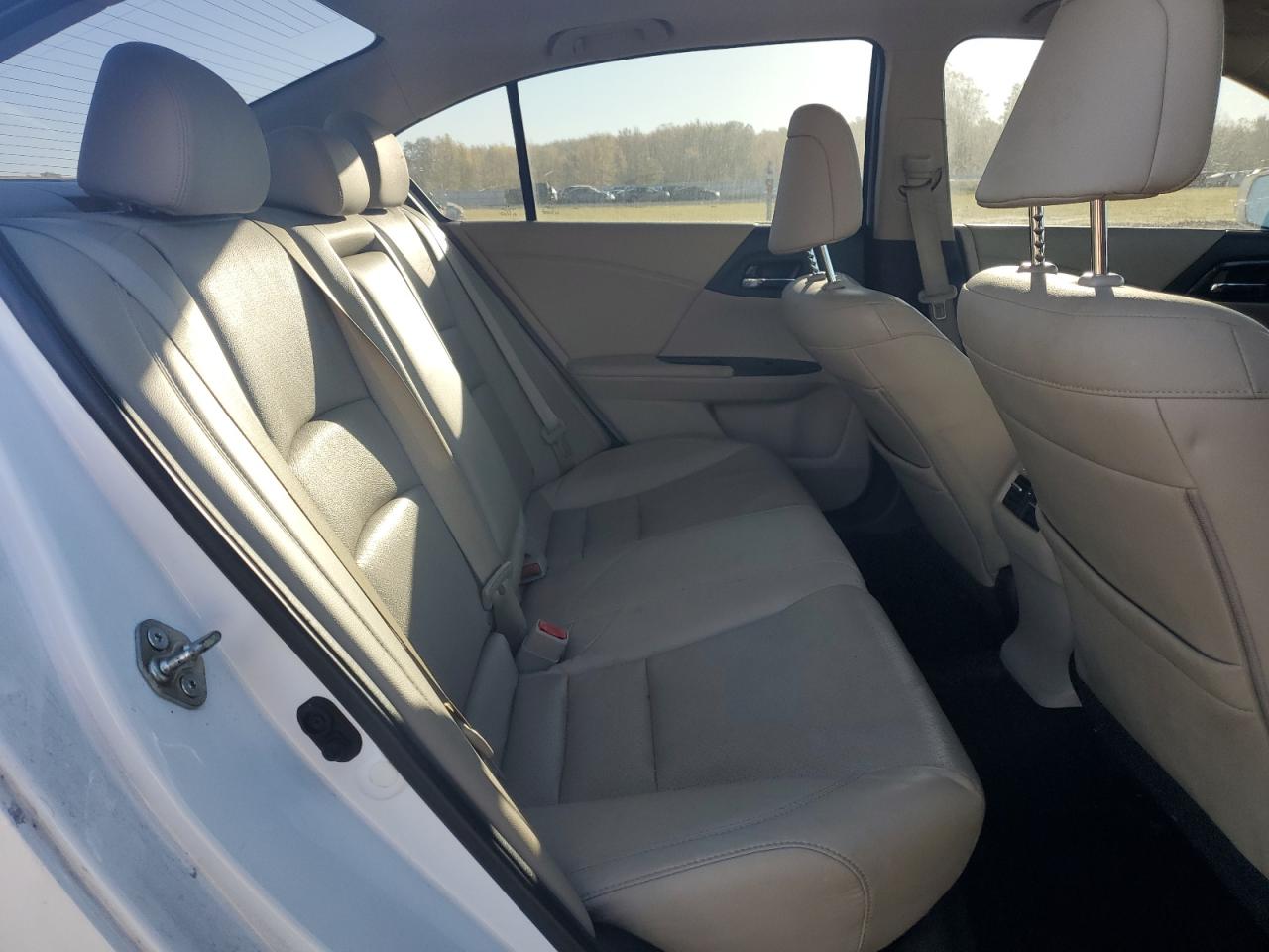 2016 Honda Accord Exl VIN: 1HGCR2F87GA216249 Lot: 82423665