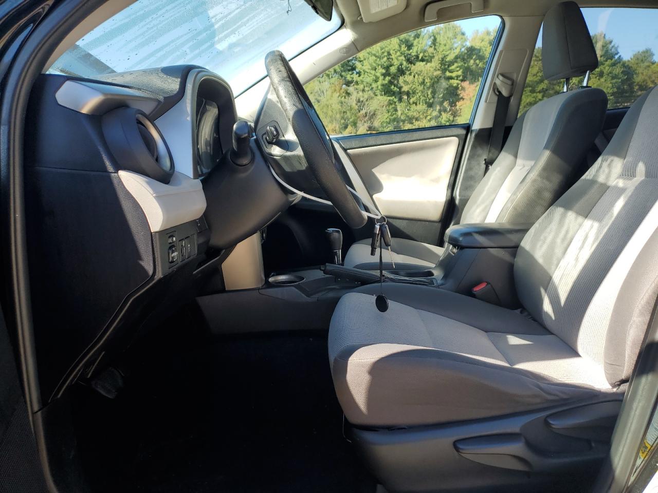 2015 Toyota Rav4 Le VIN: 2T3BFREVXFW272365 Lot: 84657965