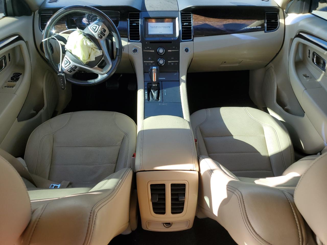 2016 Ford Taurus Limited VIN: 1FAHP2F88GG109806 Lot: 82650655