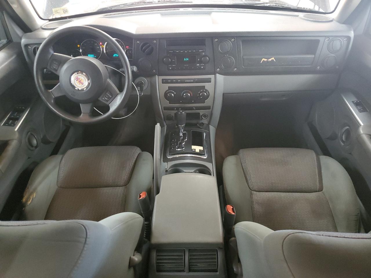 2007 Jeep Commander VIN: 1J8HG48P57C683810 Lot: 85811365