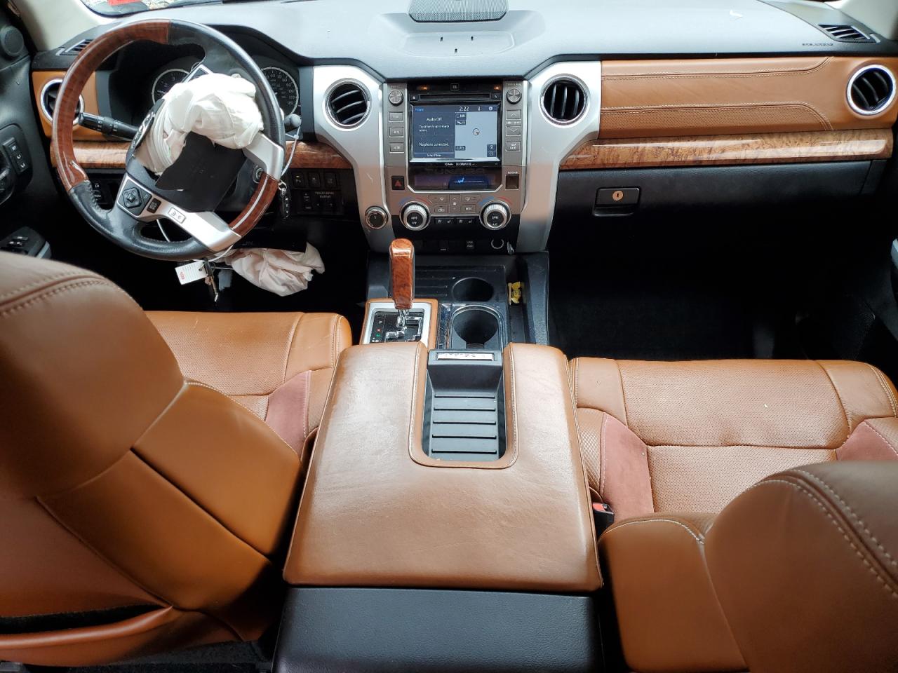 2017 Toyota Tundra Crewmax 1794 VIN: 5TFAY5F11HX652297 Lot: 84782505