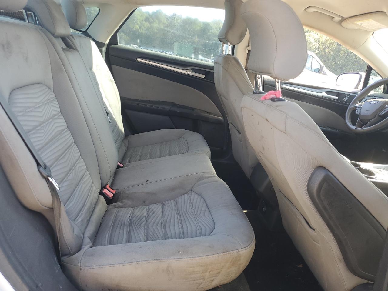 2016 Ford Fusion S VIN: 3FA6P0G73GR314332 Lot: 82363175