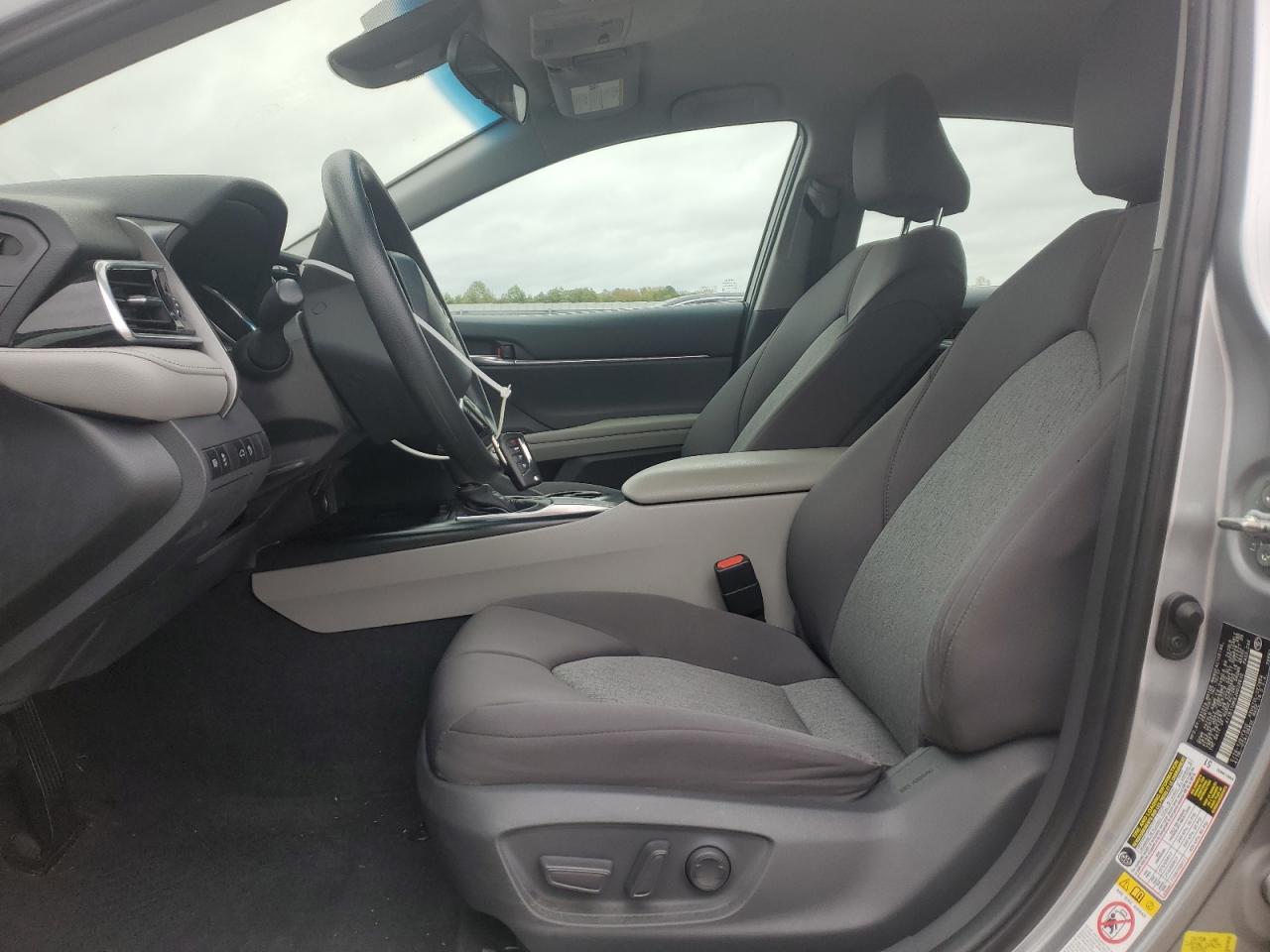 2018 Toyota Camry L VIN: 4T1B11HK6JU029610 Lot: 82186045