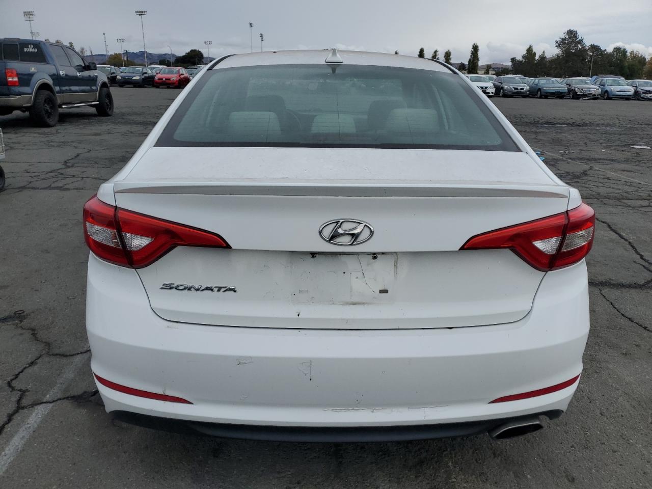 2015 Hyundai Sonata Se VIN: 5NPE24AF2FH229883 Lot: 85949755
