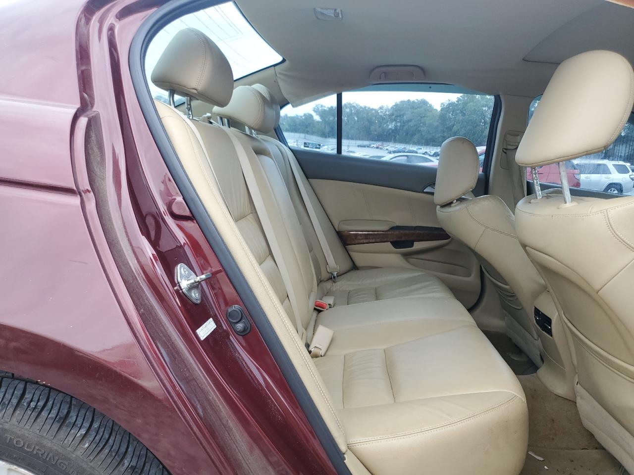 2010 Honda Accord Exl VIN: 1HGCP2F88AA147150 Lot: 84750405