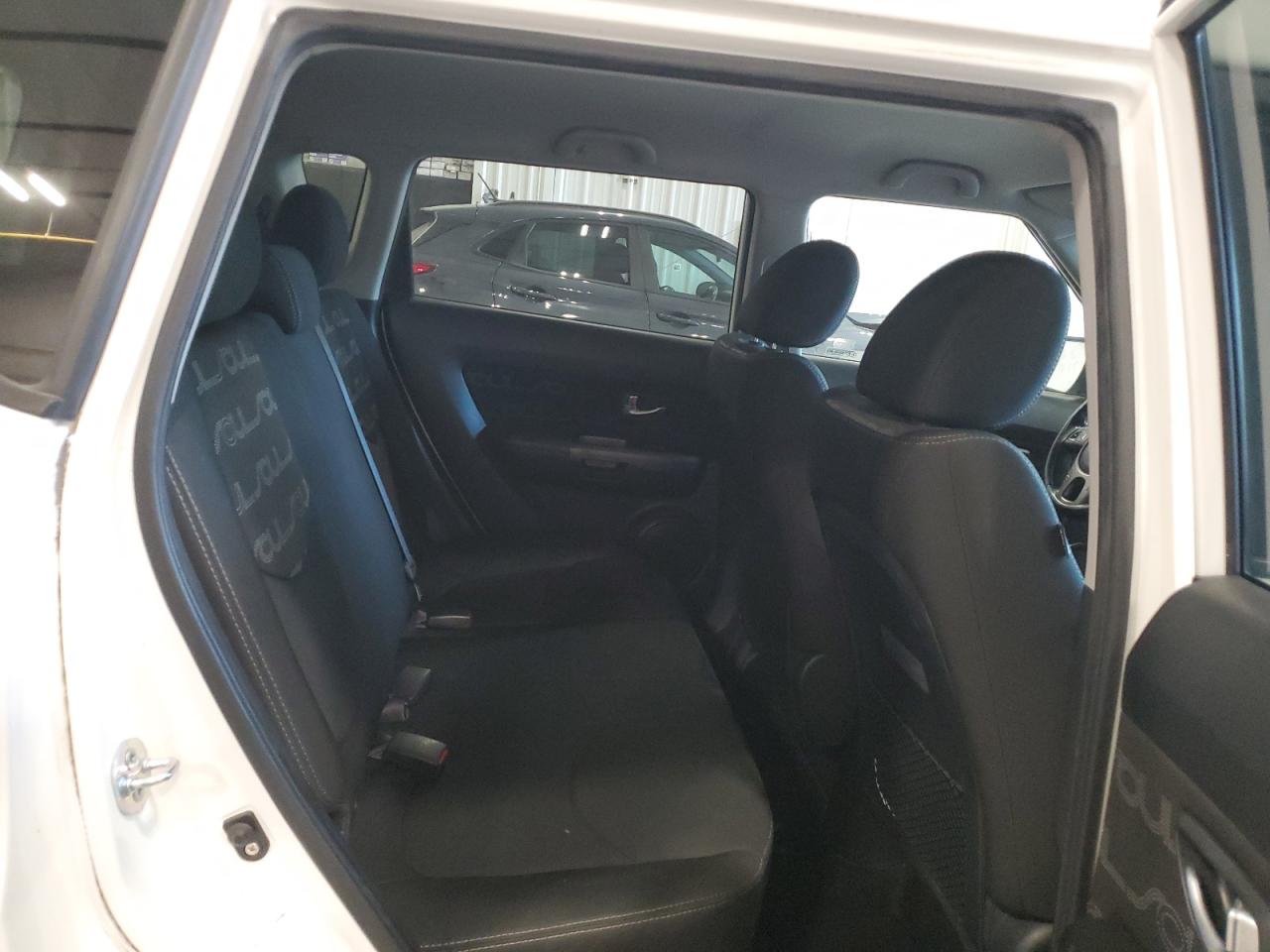 2013 Kia Soul + VIN: KNDJT2A63D7567424 Lot: 81996505