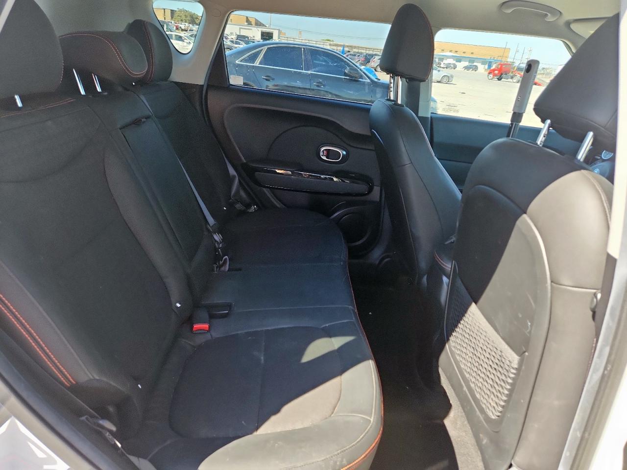 2017 Kia Soul ! VIN: KNDJX3AA1H7886180 Lot: 85680255