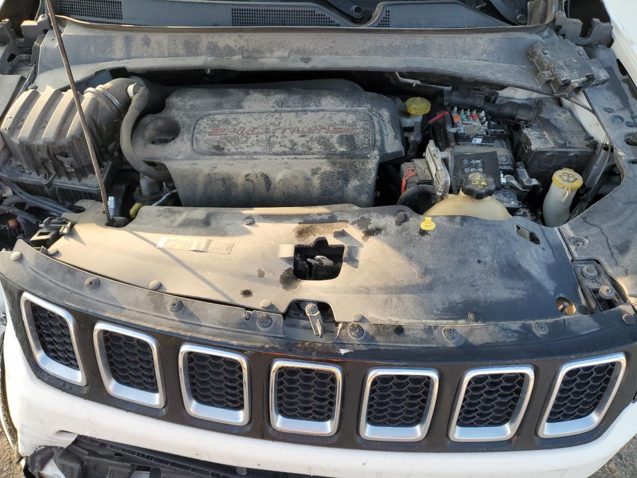 2018 Jeep Compass Sport VIN: 3C4NJCAB7JT123187 Lot: 89672115