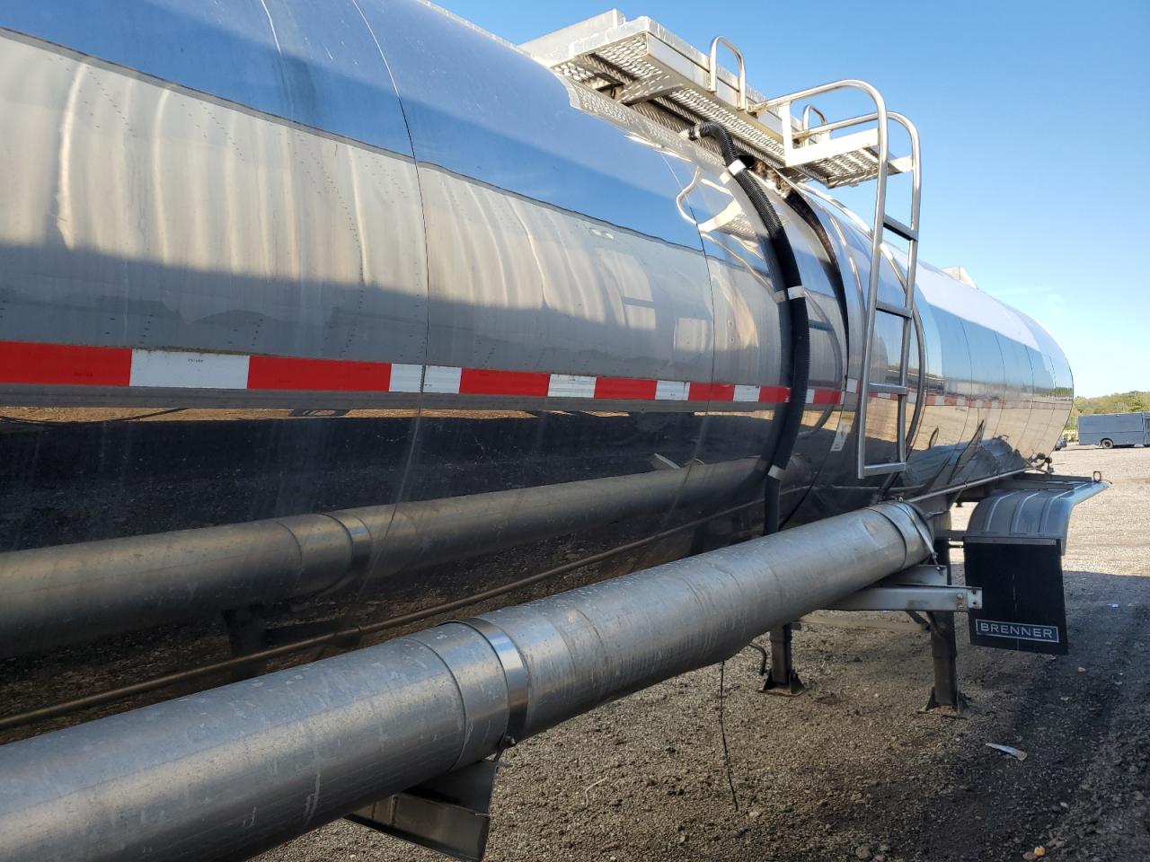 2019 Brenner Tank Trailer VIN: 10BAAB231KF202687 Lot: 84220555