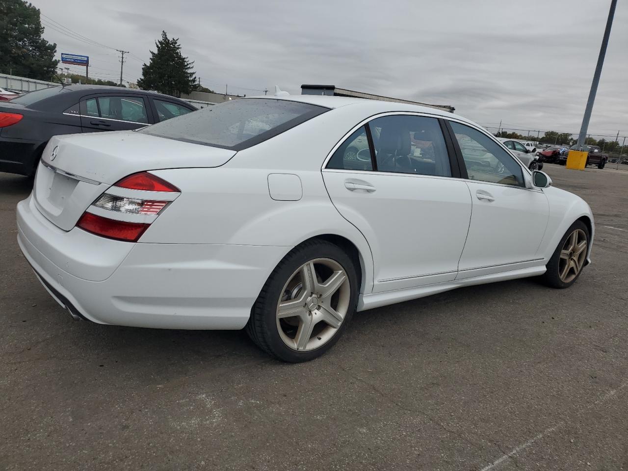2008 Mercedes-Benz S 550 4Matic white  gas WDDNG86X88A179484 photo #4