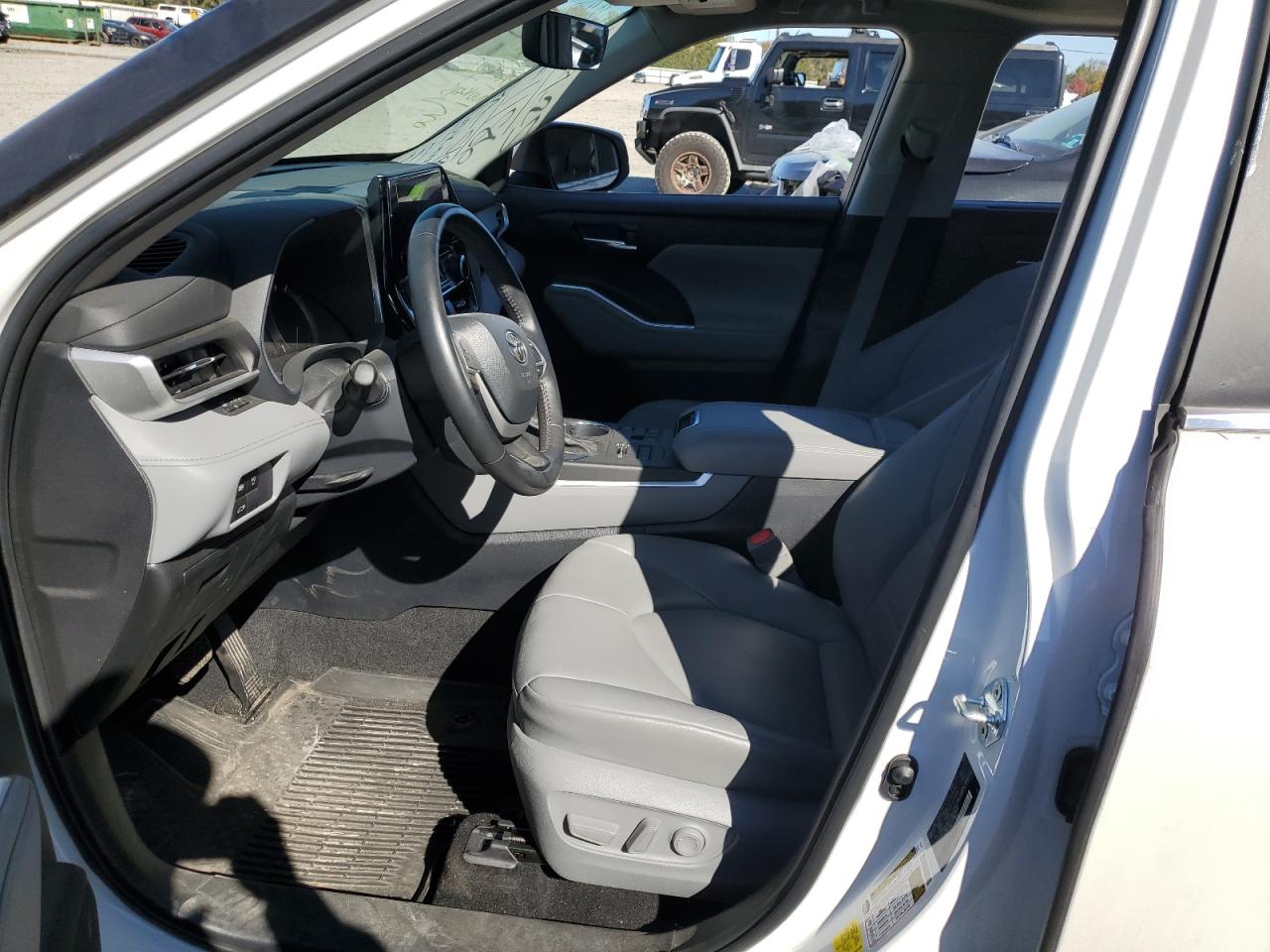 2023 Toyota Highlander L VIN: 5TDKDRBH6PS021186 Lot: 86798335