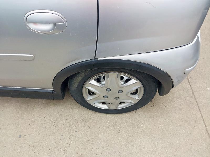 2003 VAUXHALL CORSA DESIGN 16V AUTO 