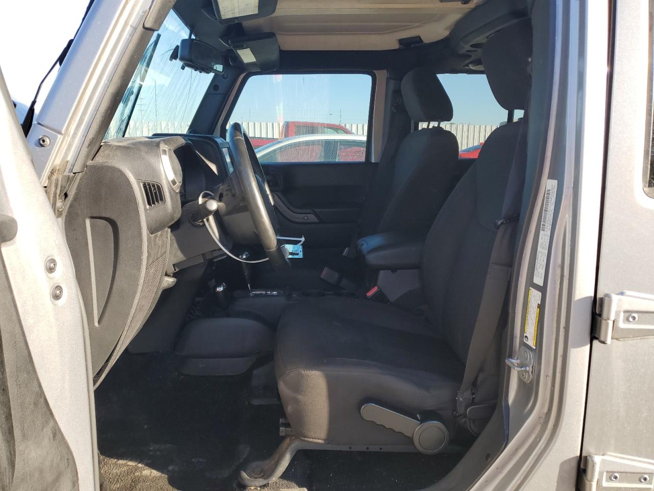 2014 Jeep Wrangler Unlimited Sport VIN: 1C4BJWDG3EL120641 Lot: 86895805