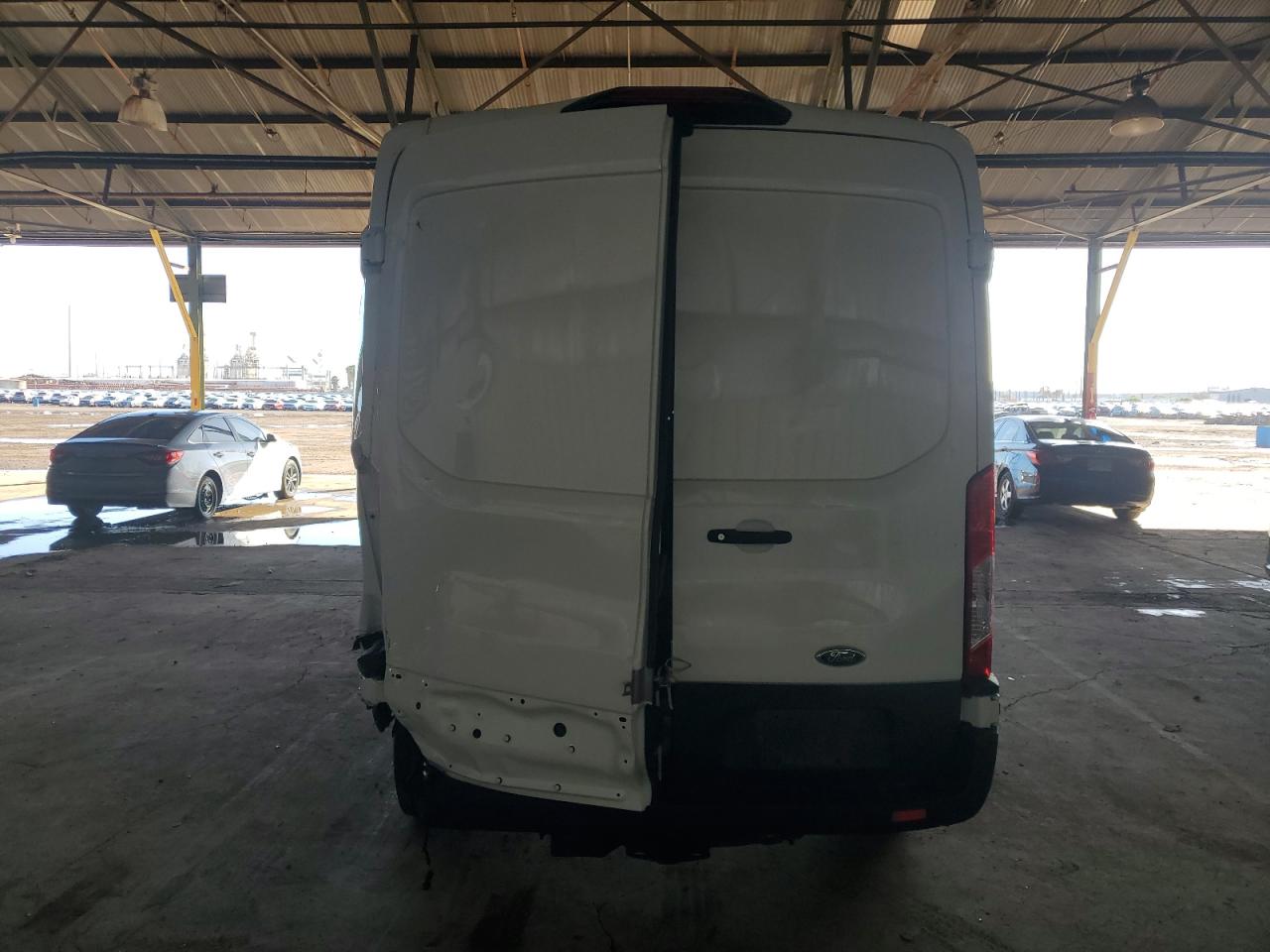 2023 Ford Transit T-250 VIN: 1FTBR1C84PKC00559 Lot: 86190215