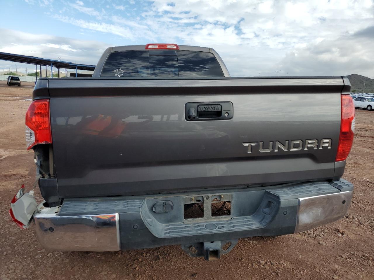 2014 Toyota Tundra Double Cab Limited VIN: 5TFBW5F17EX399458 Lot: 82438125