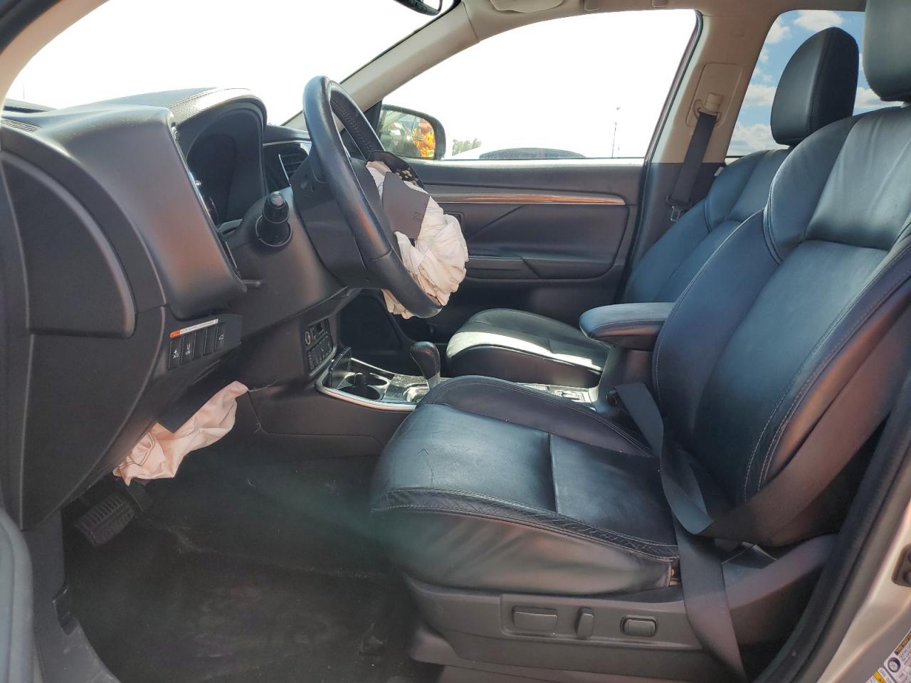 2020 Mitsubishi Outlander Se VIN: JA4AD3A32LZ032168 Lot: 82639735