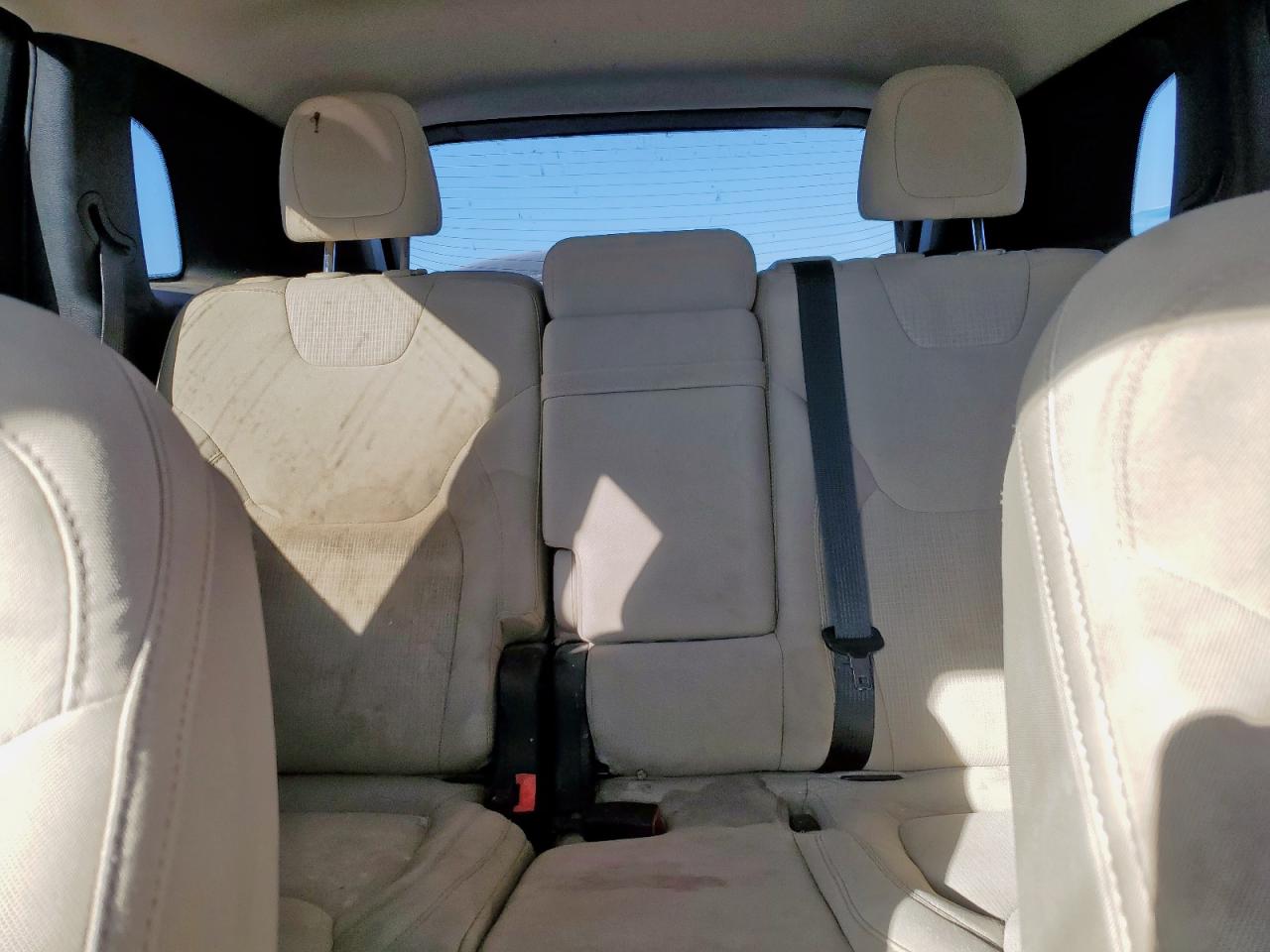 2015 Jeep Cherokee Latitude VIN: 1C4PJLCB8FW535609 Lot: 90733795