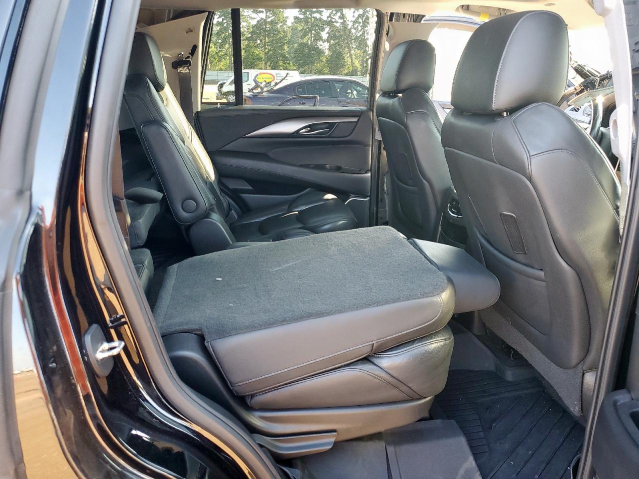 2018 Cadillac Escalade Luxury VIN: 1GYS3BKJ6JR373990 Lot: 82245145