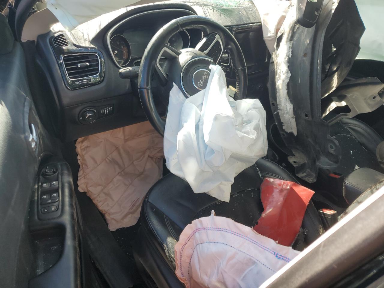 2020 Jeep Compass Limited VIN: 3C4NJDCB8LT233252 Lot: 84969305