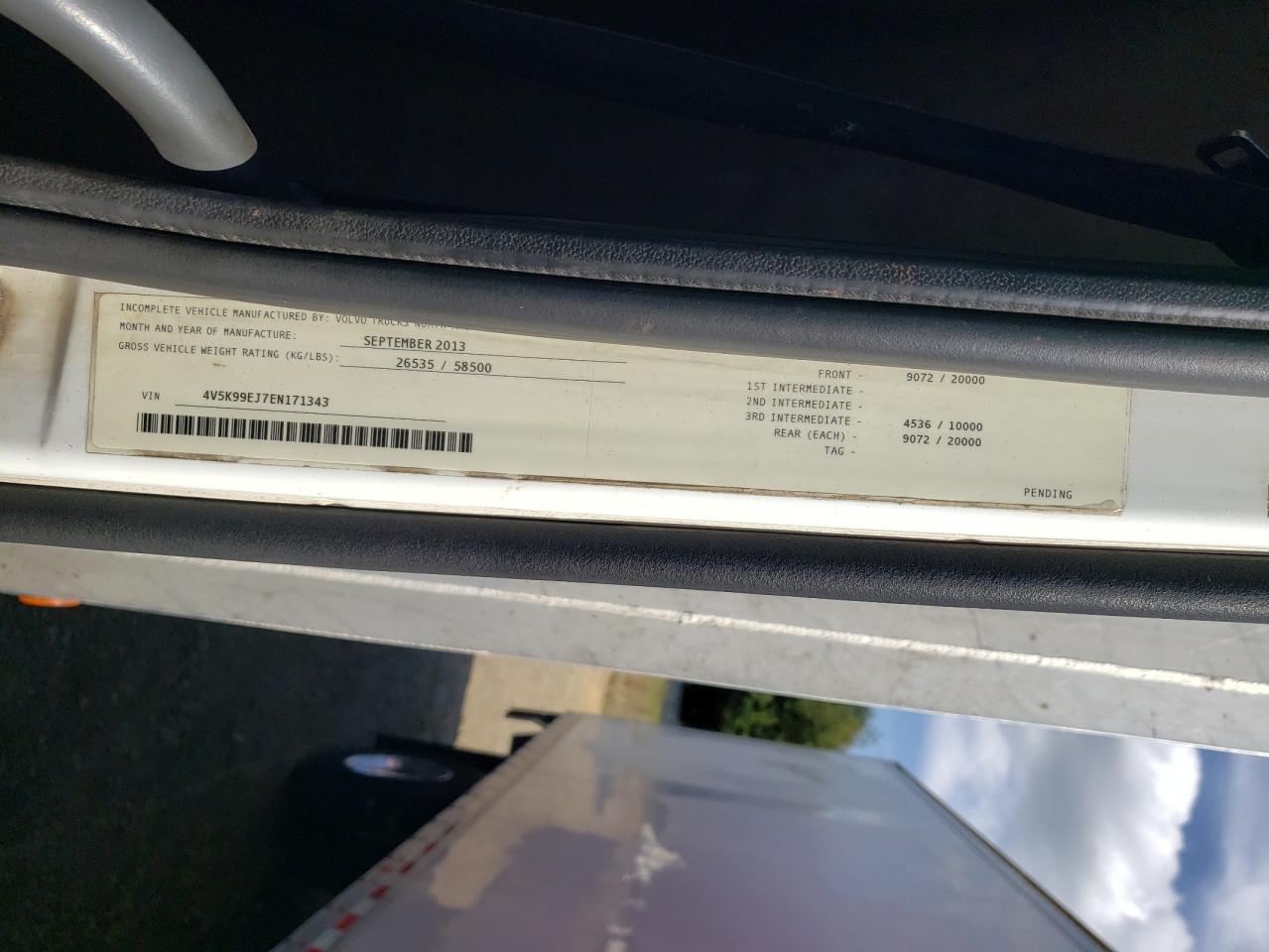 2014 Volvo Vhd Dump Truck VIN: 4V5K99EJ7EN171343 Lot: 81853625