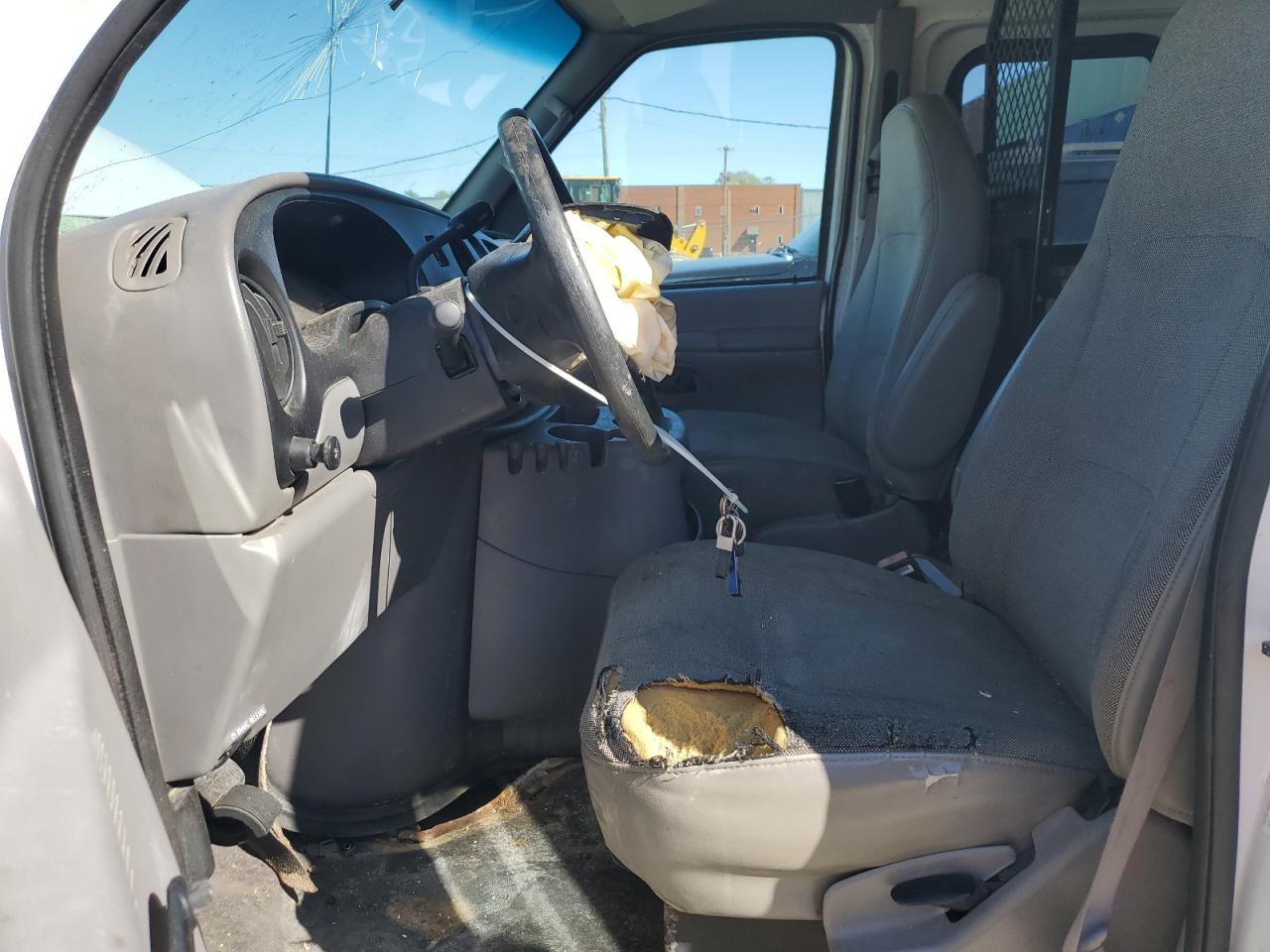 2001 Ford Econoline E250 Van VIN: 1FTNE24201HB47484 Lot: 85580565