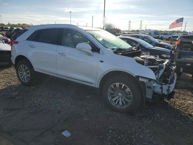  CADILLAC XT5 2019 Белы