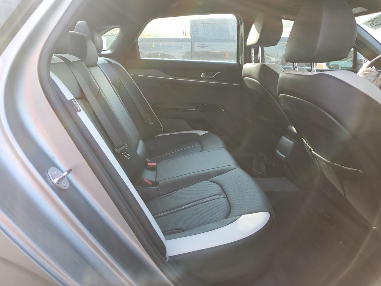 2025 Kia K5 Gt Line VIN: KNAG64J76S5302833 Lot: 86549225