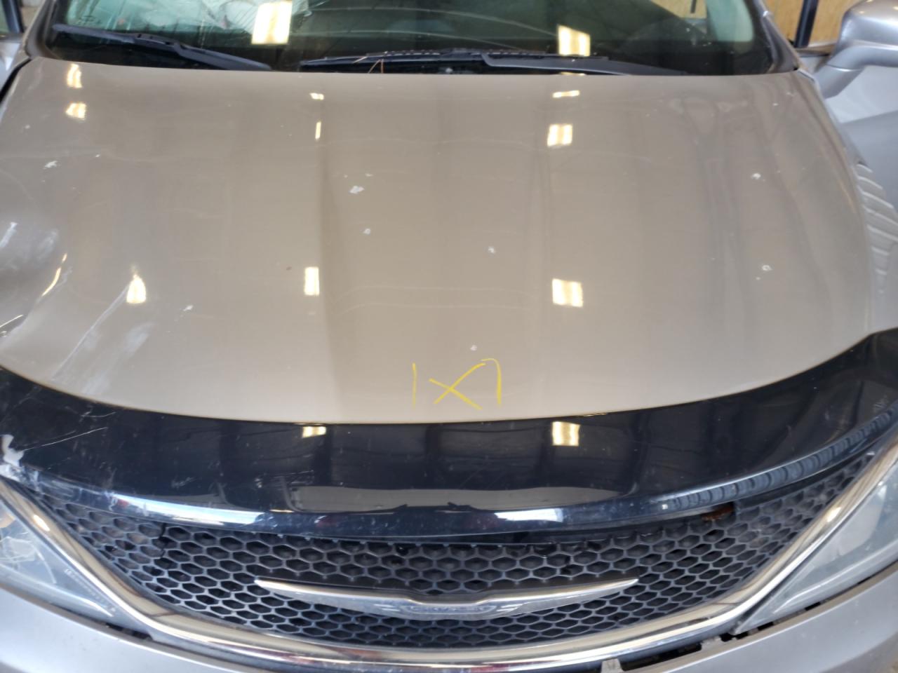 2017 Chrysler Pacifica Touring L VIN: 2C4RC1BG3HR702393 Lot: 82723355