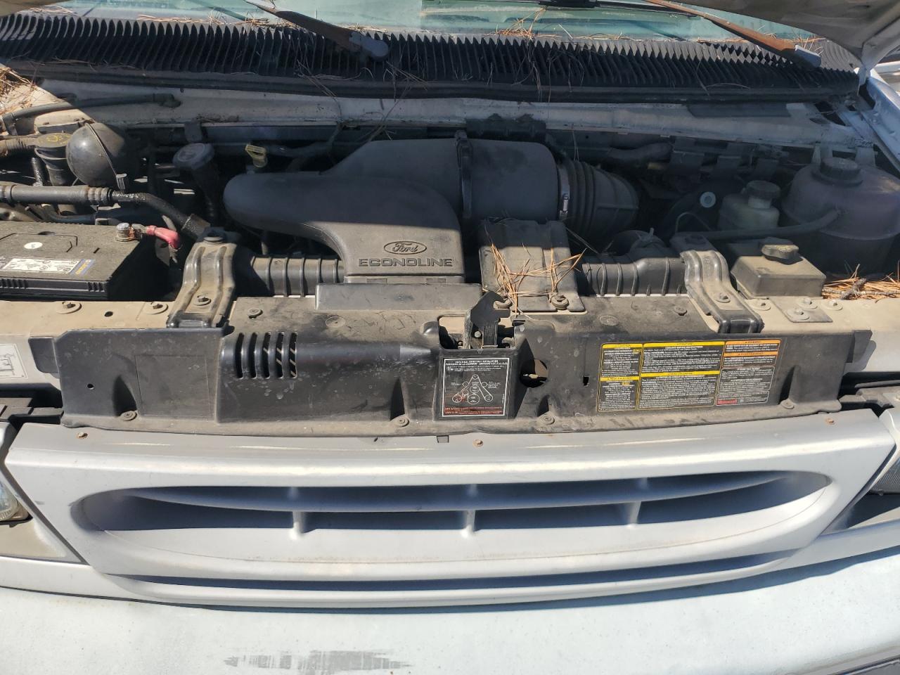 1998 Ford Econoline E150 Van VIN: 1FTRE1462WHA56500 Lot: 83772465