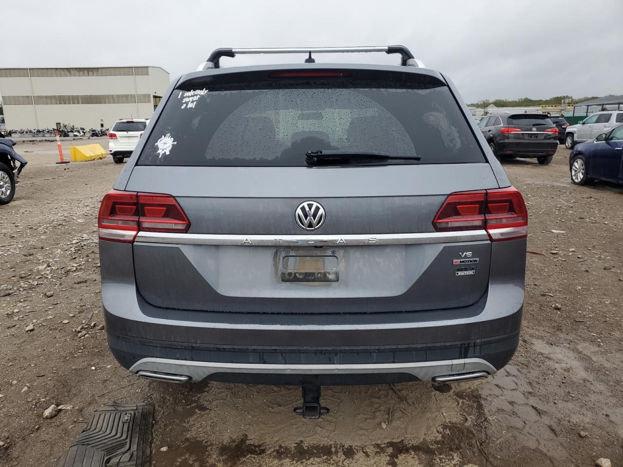 2018 Volkswagen Atlas VIN: 1V2HR2CA3JC511662 Lot: 82290365