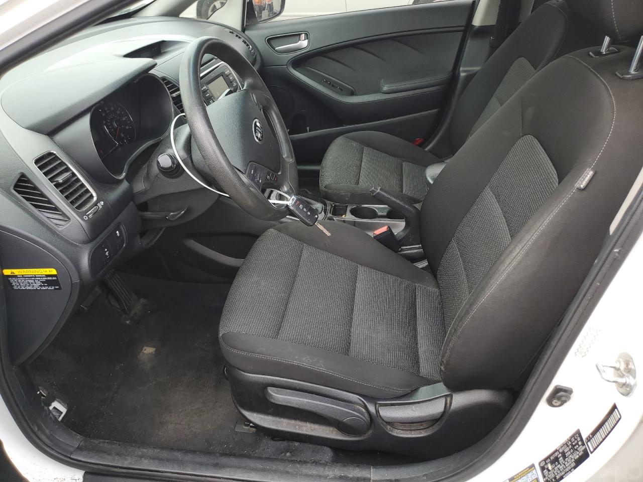 2017 Kia Forte Lx VIN: 3KPFK4A71HE061805 Lot: 82204985