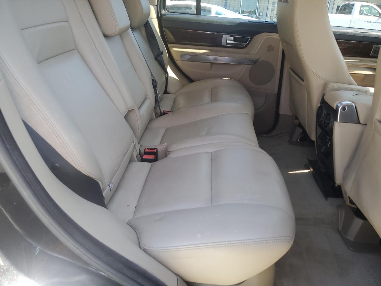 2011 Land Rover Range Rover Sport Hse VIN: SALSF2D48BA703223 Lot: 82218295