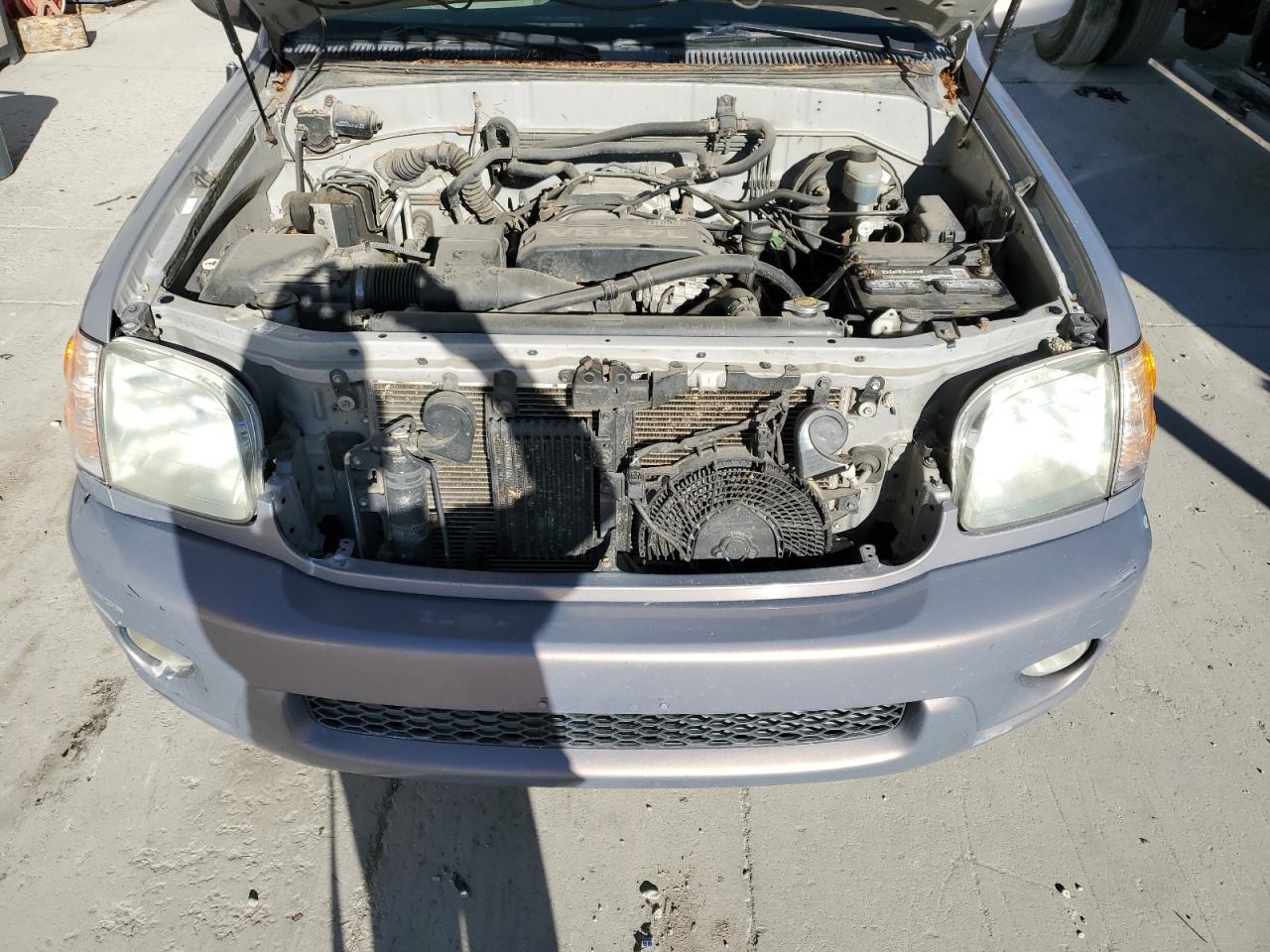 2001 Toyota Sequoia Limited VIN: 5TDBT48A11S027078 Lot: 90687635