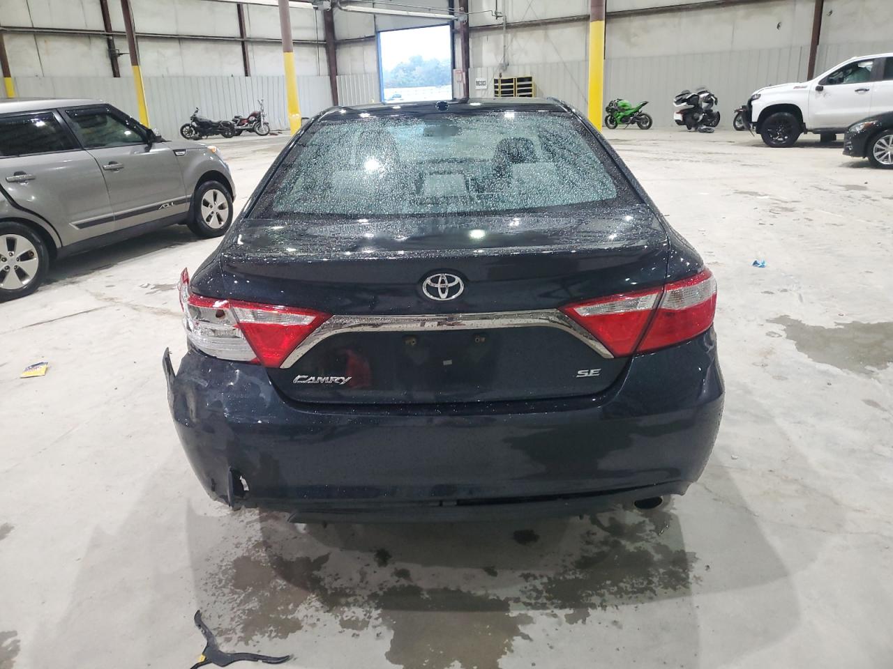 2016 Toyota Camry Le VIN: 4T1BF1FK4GU118198 Lot: 84961865